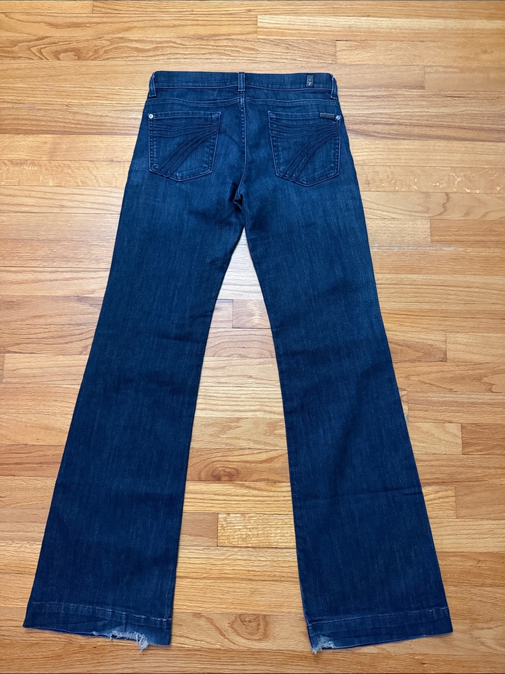 7 For All Mankind Dojo Jeans Women’s Size 28 READ